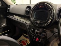 USED 2019 69 MINI COUNTRYMAN 1.5 Cooper Classic SUV 5dr Petrol Steptronic Euro 6 (s/s) (136 ps) 