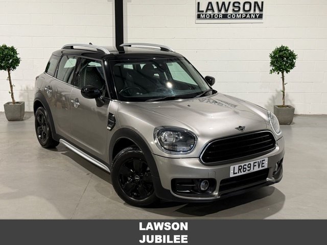 View our MINI COUNTRYMAN