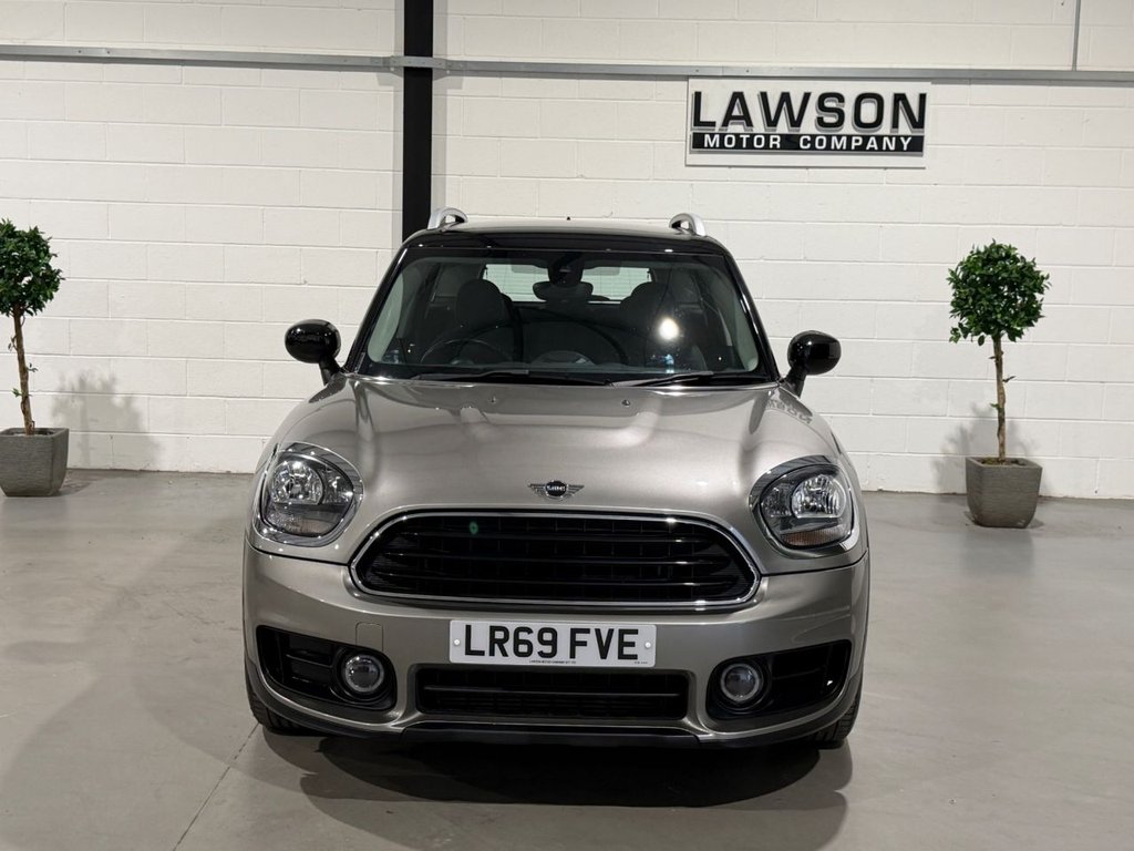 USED 2019 69 MINI COUNTRYMAN 1.5 Cooper Classic SUV 5dr Petrol Steptronic Euro 6 (s/s) (136 ps) 