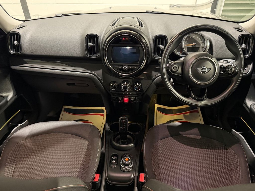 USED 2019 69 MINI COUNTRYMAN 1.5 Cooper Classic SUV 5dr Petrol Steptronic Euro 6 (s/s) (136 ps) 