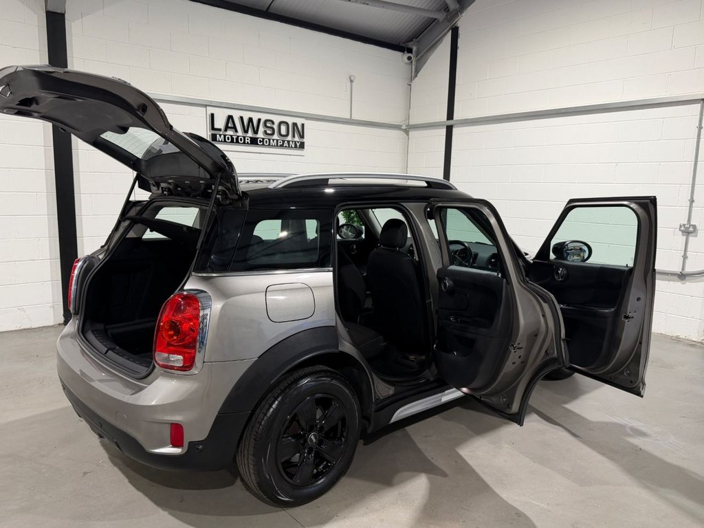 USED 2019 69 MINI COUNTRYMAN 1.5 Cooper Classic SUV 5dr Petrol Steptronic Euro 6 (s/s) (136 ps) 