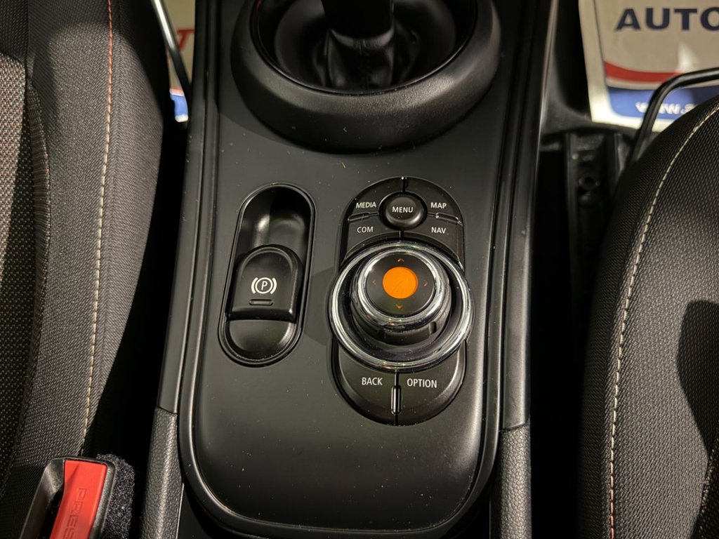 USED 2019 69 MINI COUNTRYMAN 1.5 Cooper Classic SUV 5dr Petrol Steptronic Euro 6 (s/s) (136 ps) 