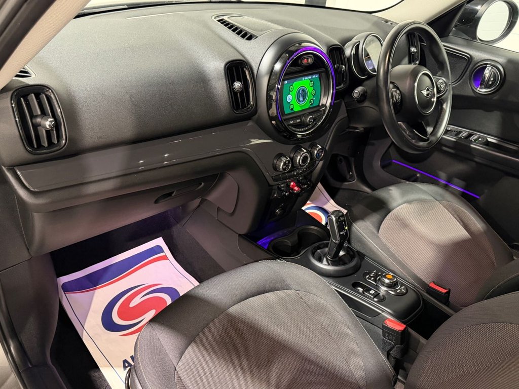 USED 2019 69 MINI COUNTRYMAN 1.5 Cooper Classic SUV 5dr Petrol Steptronic Euro 6 (s/s) (136 ps) 
