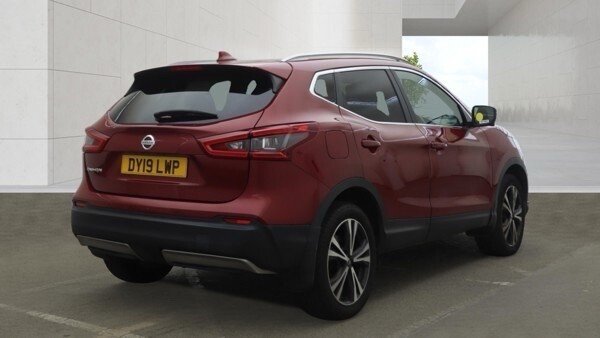 View our NISSAN QASHQAI