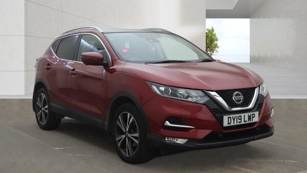 View our Nissan Qashqai range