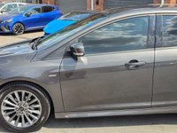 USED 2018 68 FORD FOCUS 1.0T EcoBoost ST-Line Hatchback 5dr Petrol Auto Euro 6 (s/s) (125 ps) ST LINE SPEC - FSH - NAV