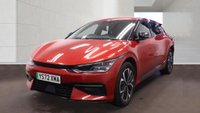 USED 2023 72 KIA EV6 77.4kWh GT-Line Hatchback 5dr Electric Auto (225 bhp) 2 KEYS+HISTORY+2 CABLES+MEDIA+1 OWNER FROM NEW+PARK CONTROL+CAM+PRIVACY GLASS+CLIMATE+HALF LEATHER SEATS+DIGITAL DASH+BLUETOOTH+NAV+APPS+19" ALLOYS+CRUISE+HEATED FRONT SEATS+HPI CLEAR