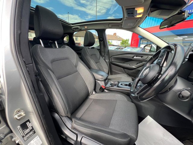 View our NISSAN QASHQAI