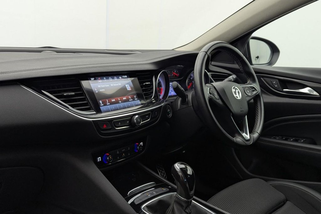 USED 2018 18 VAUXHALL INSIGNIA 1.6 Turbo D ecoTEC SRi Nav Grand Sport 5dr Diesel Manual Euro 6 (s/s) (110 ps) Sat Nav, Cruise, 17" Alloys