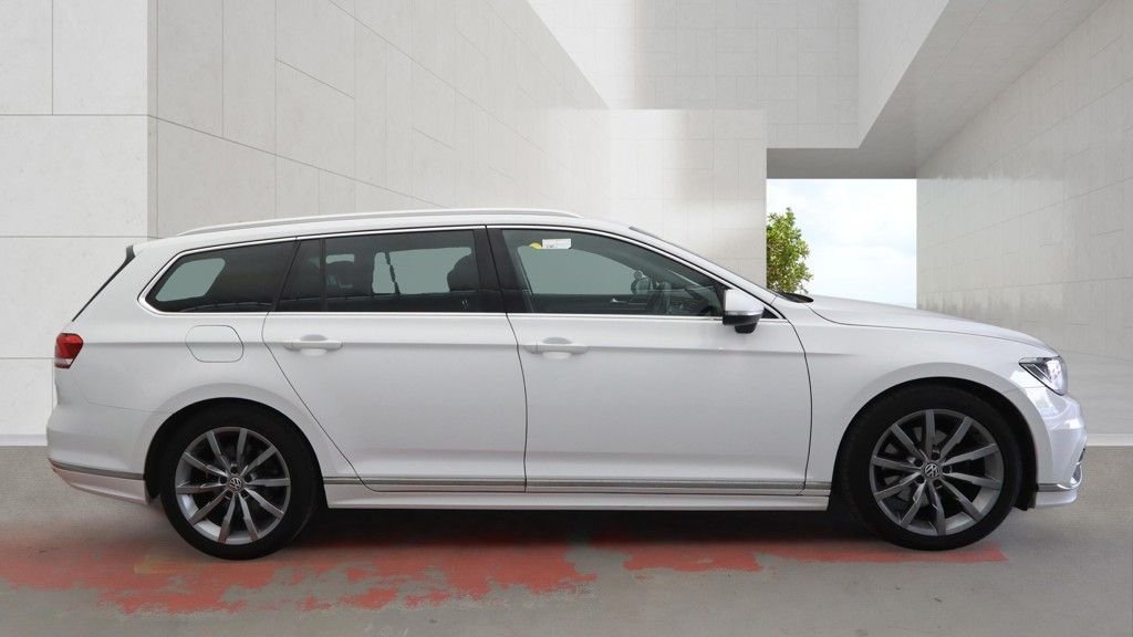USED 2018 18 VOLKSWAGEN PASSAT 1.4 TSI R-Line Estate 5dr Petrol Manual Euro 6 (s/s) (150 ps) 2 KEYS / LONG MOT
