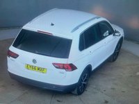 USED 2016 66 VOLKSWAGEN TIGUAN 2.0 TDI BlueMotion Tech SE SUV 5dr Diesel DSG 4Motion Euro 6 (s/s) (150 ps) 7 SERVICE STAMPS .