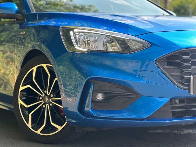 View our FORD FOCUS