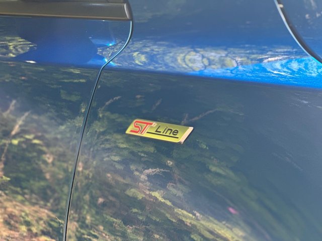 View our FORD FOCUS