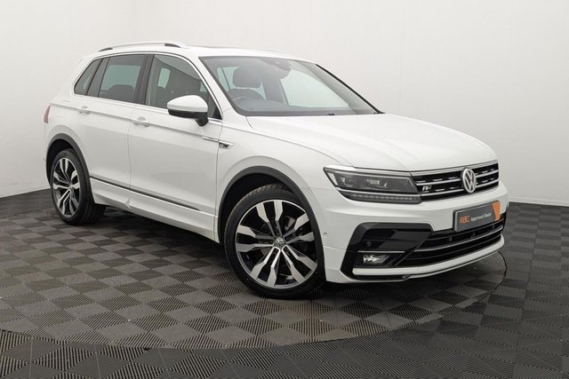 2019 19 VOLKSWAGEN TIGUAN 2.0 TDI R-Line Tech SUV 5dr Diesel Manual Euro 6 (s/s) (150 ps) Pan Roof, Car Play, Sat Nav