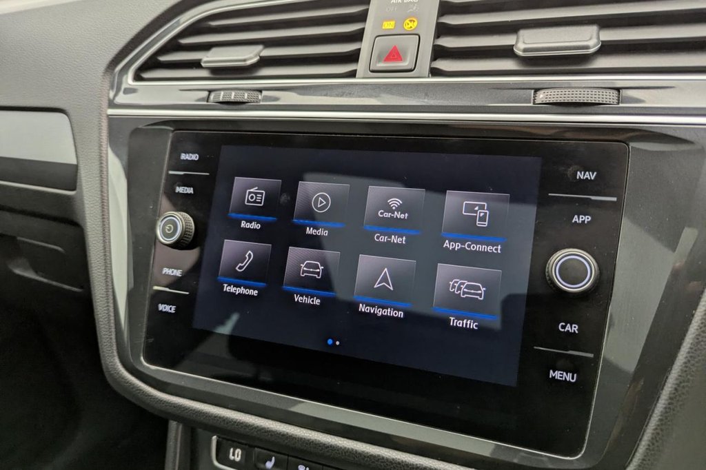 USED 2019 19 VOLKSWAGEN TIGUAN 2.0 TDI R-Line Tech SUV 5dr Diesel Manual Euro 6 (s/s) (150 ps) Pan Roof, Car Play, Sat Nav