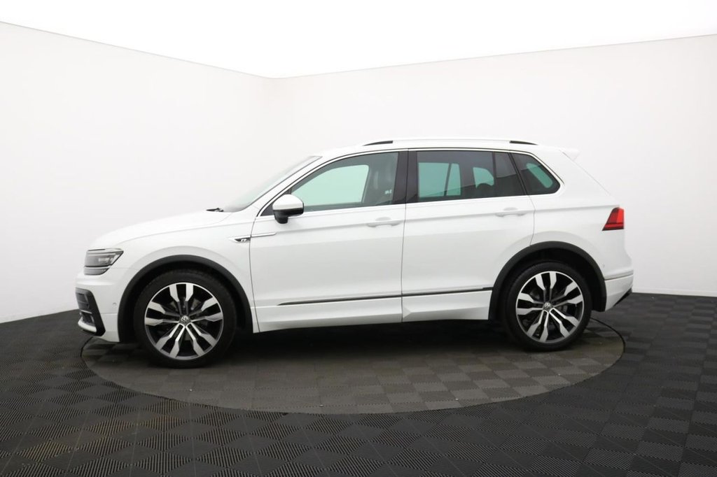 USED 2019 19 VOLKSWAGEN TIGUAN 2.0 TDI R-Line Tech SUV 5dr Diesel Manual Euro 6 (s/s) (150 ps) Pan Roof, Car Play, Sat Nav