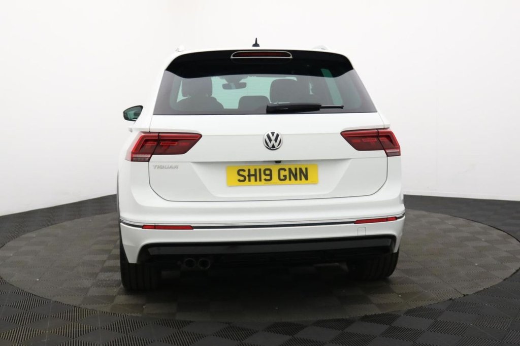USED 2019 19 VOLKSWAGEN TIGUAN 2.0 TDI R-Line Tech SUV 5dr Diesel Manual Euro 6 (s/s) (150 ps) Pan Roof, Car Play, Sat Nav