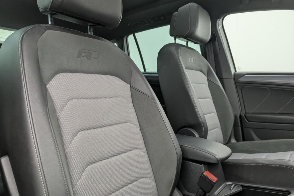 USED 2019 19 VOLKSWAGEN TIGUAN 2.0 TDI R-Line Tech SUV 5dr Diesel Manual Euro 6 (s/s) (150 ps) Pan Roof, Car Play, Sat Nav