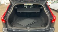 USED 2019 69 VOLVO V60 2.0 D4 Momentum Plus Estate 5dr Diesel Manual Euro 6 (s/s) (190 ps) 2 KEYS / LONG MOT