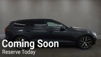 USED 2019 69 VOLVO V60 2.0 D4 Momentum Plus Estate 5dr Diesel Manual Euro 6 (s/s) (190 ps) 2 KEYS / LONG MOT