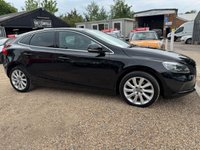 USED 2015 65 VOLVO V40 2.0 D4 SE Lux Nav Hatchback 5dr Diesel Manual Euro 6 (s/s) (190 ps) 2 Owners * Last since 2016 * FSH * Cambelt done! * ULEZ