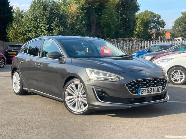 View our Ford Focus 1.0T EcoBoost Vignale Hatchback 5dr Petrol Auto Euro 6 (s/s) (125 ps)