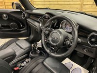 USED 2019 69 MINI CONVERTIBLE 2.0 Cooper S Exclusive Convertible 2dr Petrol Steptronic Euro 6 (s/s) (192 ps) DEMO+1LADY OWNER &pound;3K FACTORY EXTRAS