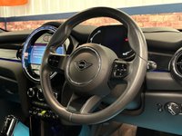 USED 2022 72 MINI Electric Hatch Cooper SE 32.6kWh Level 3 Hatchback 3dr Electric Auto (184 ps) PAN ROOF - HEATED SEATS - NAV