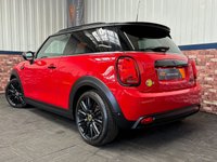 USED 2022 72 MINI Electric Hatch Cooper SE 32.6kWh Level 3 Hatchback 3dr Electric Auto (184 ps) PAN ROOF - HEATED SEATS - NAV