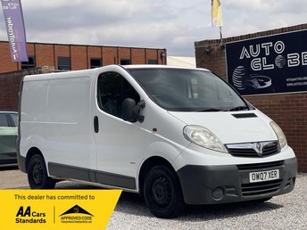 2015 VAUXHALL VIVARO