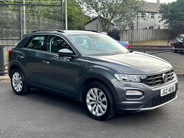 View our Volkswagen T-Roc range