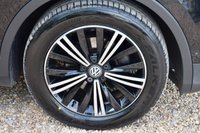 USED 2018 18 VOLKSWAGEN TIGUAN 2.0 TDI SE Navigation SUV 5dr Diesel DSG Euro 6 (s/s) (150 ps) NEW MOT, GREAT SERVICE HISTORY! SAT NAV, CARPLAY, CAMERA, SENSORS, DAB!