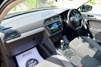USED 2018 18 VOLKSWAGEN TIGUAN 2.0 TDI SE Navigation SUV 5dr Diesel DSG Euro 6 (s/s) (150 ps) NEW MOT, GREAT SERVICE HISTORY! SAT NAV, CARPLAY, CAMERA, SENSORS, DAB!
