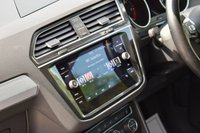 USED 2018 18 VOLKSWAGEN TIGUAN 2.0 TDI SE Navigation SUV 5dr Diesel DSG Euro 6 (s/s) (150 ps) NEW MOT, GREAT SERVICE HISTORY! SAT NAV, CARPLAY, CAMERA, SENSORS, DAB!