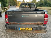 USED 2011 61 TOYOTA HILUX 2.5 D-4D HL2 Pickup 2dr Diesel Manual 4WD Euro 5 (144 ps) BEST VALUE VANS & TRUCKS IN THE UK
