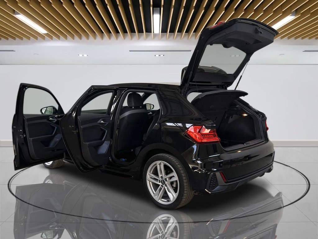 2022 Audi A1 — image 3