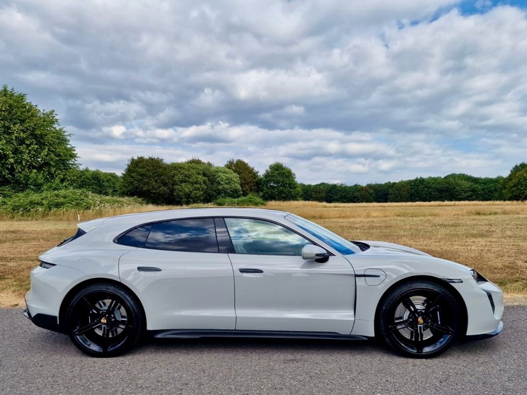 USED 2023 23 PORSCHE TAYCAN Performance Plus 93.4kWh 4S Sport Turismo 5dr Electric Auto 4WD (11kW Charger) (571 ps) FINANCE AVAILABLE