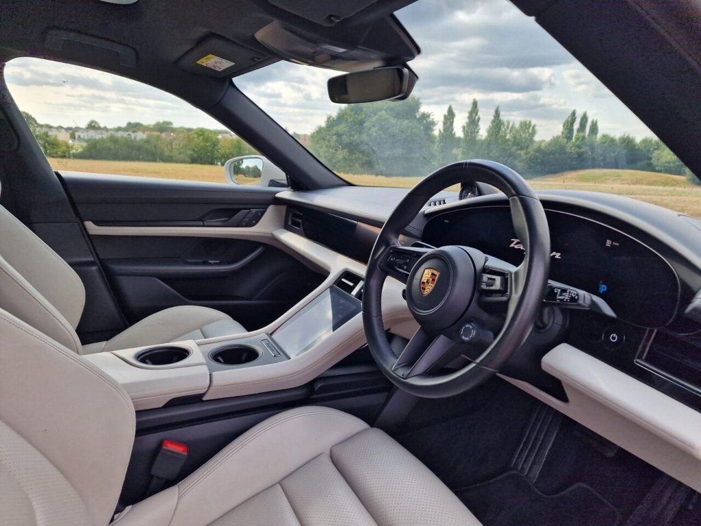 USED 2023 23 PORSCHE TAYCAN Performance Plus 93.4kWh 4S Sport Turismo 5dr Electric Auto 4WD (11kW Charger) (571 ps) FINANCE AVAILABLE