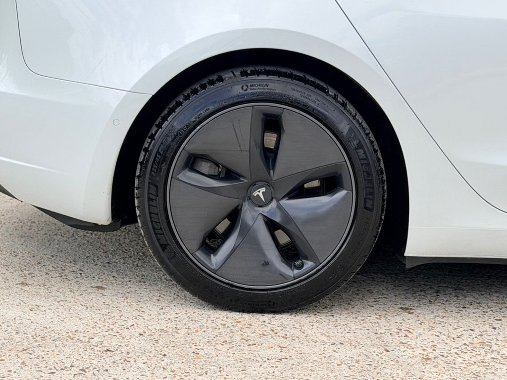 USED 2020 20 TESLA Model 3 Standard Range Plus Saloon 4dr Electric Auto RWD (241 bhp) 1 Owner|Adaptive Cruise|Sun Roof|360 View Reversing Camera|