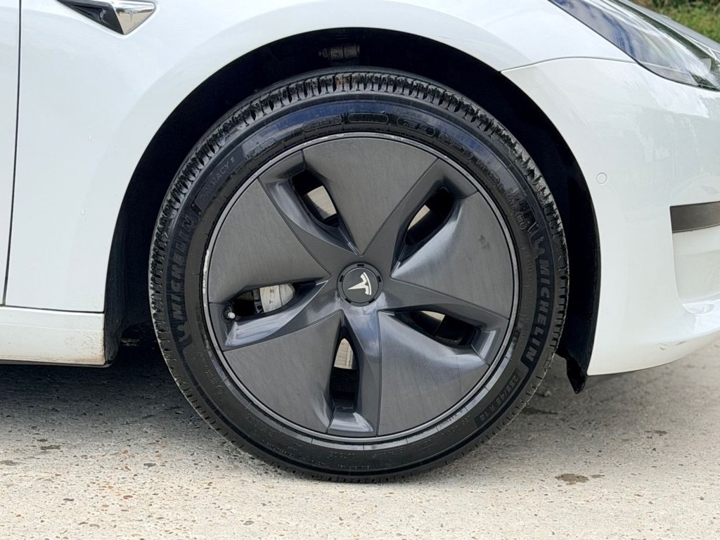 USED 2020 20 TESLA Model 3 Standard Range Plus Saloon 4dr Electric Auto RWD (241 bhp) 1 Owner|Adaptive Cruise|Sun Roof|360 View Reversing Camera|