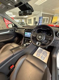 USED 2023 73 MG MG ZS 72.6kWh Trophy Long Range SUV 5dr Electric Auto (156 ps) 