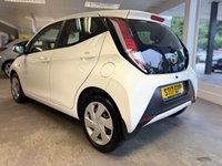 USED 2017 17 TOYOTA AYGO 1.0 VVT-i x-play Hatchback 5dr Petrol Manual Euro 6 (68 ps) 