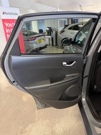USED 2021 71 HYUNDAI KONA 64kWh Premium SUV 5dr Electric Auto (10.5kW Charger) (204 ps) 
