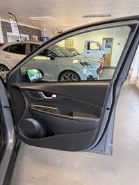 USED 2021 71 HYUNDAI KONA 64kWh Premium SUV 5dr Electric Auto (10.5kW Charger) (204 ps) 