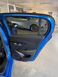 USED 2022 22 PEUGEOT E-208 50kWh GT Hatchback 5dr Electric Auto (11kW Charger) (136 ps) 