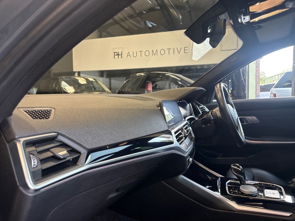 USED 2021 71 BMW ALPINA D3 3.0d MHT S Touring Switchtronic AWD Euro 6 (s/s) 5dr STUNNING COLOUR|PANORAMIC ROOF