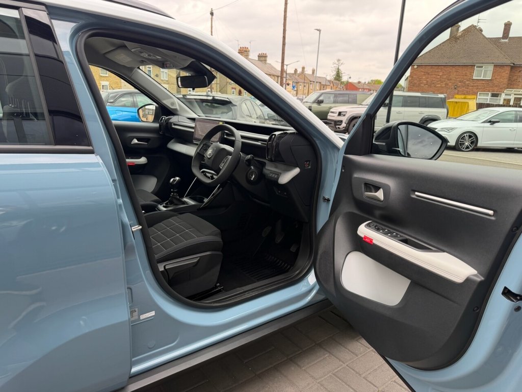 USED 2025 75 CITROEN C3 1.2 Turbo PLUS Hatchback 5dr Petrol Manual Euro 6 (s/s) (100 ps) Monte Carlo Blue