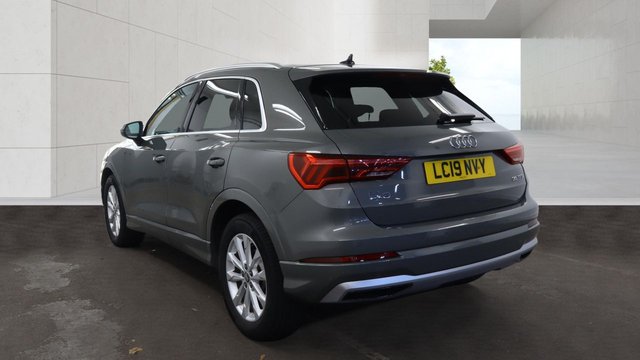 View our AUDI Q3