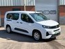 USED 2025 75 VAUXHALL Combo Life Electric 52kWh Design XL MPV 5dr Electric Auto (11kW Charger) (136 ps) ONE OWNER ,7 SEATS