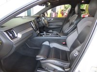 USED 2019 19 VOLVO XC60 2.0 B5 MHEV R-Design Pro SUV 5dr Diesel Hybrid Auto AWD Euro 6 (s/s) (235 ps) 